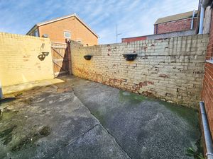 Photo 8- click for photo gallery